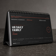 MUTE OFFICE — Detail — HR Daily Family Drama · Flip-Sign Tischkalender — Vorschau 9