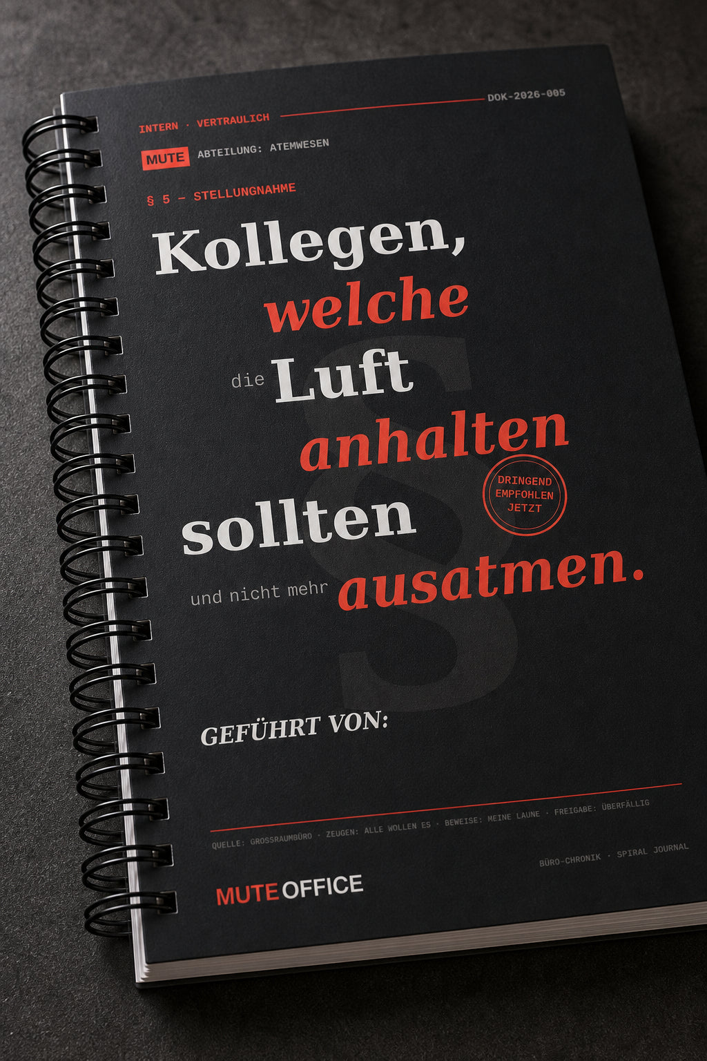 MUTE OFFICE — Detail — Kollegen, die die Luft anhalten sollten und nicht mehr ausatmen