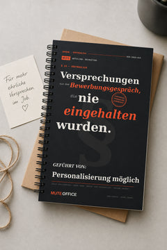MUTE OFFICE — Geschenk-Szene — Versprechungen aus dem Bewerbungsgespräch, die nie eingehalten wurden · Personalisiertes Geschenk — Vorschau 5