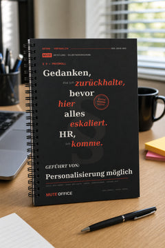 MUTE OFFICE — Hero — Gedanken, die ich zurückhalte, bevor hier alles eskaliert. HR, ich komme · Personalisiertes Geschenk — Vorschau 1