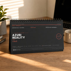 MUTE OFFICE — Homeoffice-Szene — Azubi-Reality-Check · Flip-Sign Tischkalender — Vorschau 7