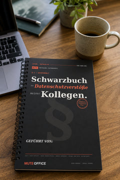 MUTE OFFICE — Homeoffice-Szene — Schwarzbuch der Datenschutzverstöße meiner Kollegen · Personalisiertes Geschenk — Vorschau 2