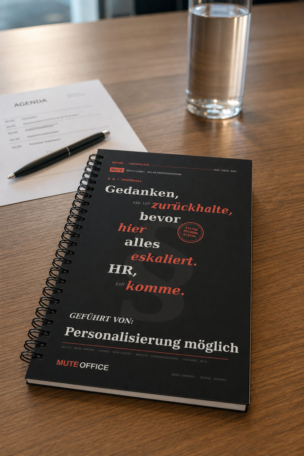 MUTE OFFICE — Meeting-Szene — Gedanken, die ich zurückhalte, bevor hier alles eskaliert. HR, ich komme · Personalisiertes Geschenk