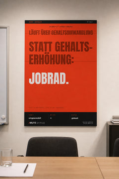 MUTE OFFICE — Meeting-Szene — Jobrad statt Gehaltserhöhung – Büro-Poster ohne Rahmen — Vorschau 3